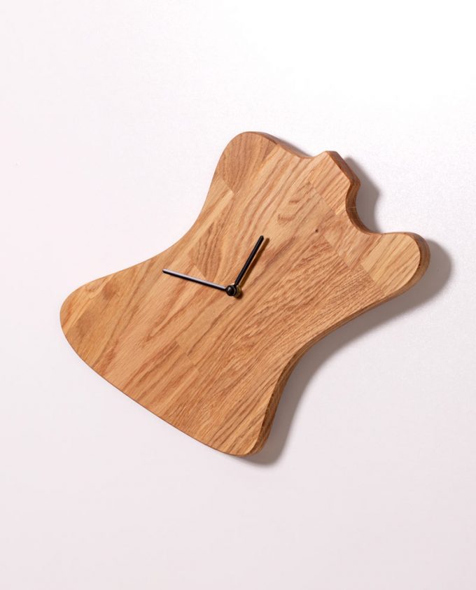 Guitar-Clock-Oak-Fire-B-Ruwdesign