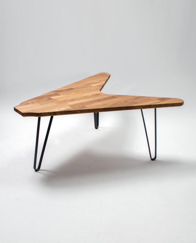 Ruwdesign-Flying-V-Guitar-Coffee-Table