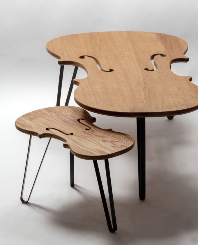 Ruwdesign-Coffee-Table-The-Classic-Oak-Wood-Violin-Set-Front-web