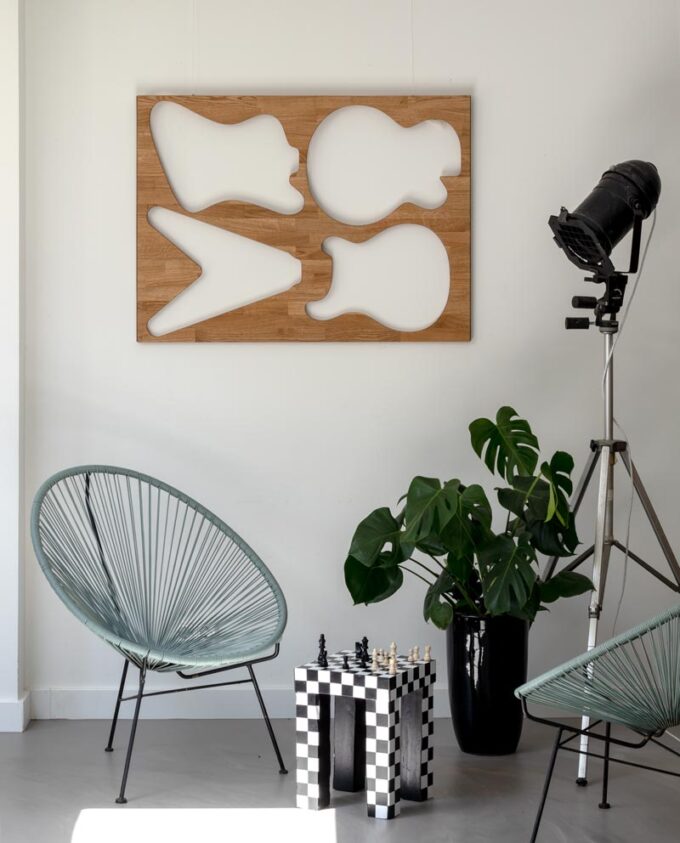 Ruwdesign-Interior-Acapulco-chair turquoise-Monstera-Chess-Table-Guitar-Wall-Art-Oak-Wood-Front-web